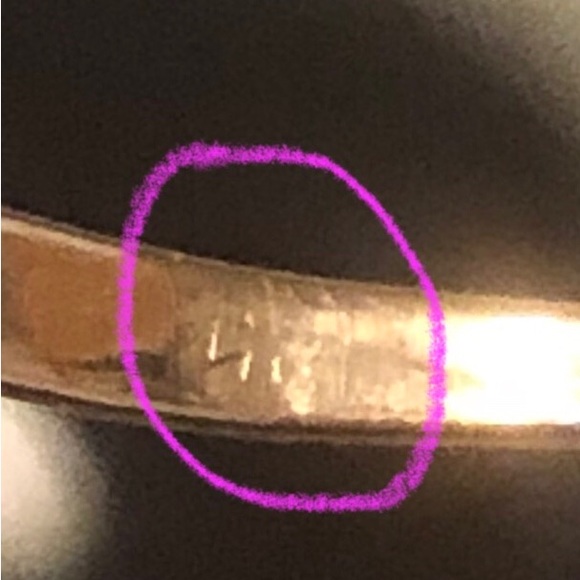 Victorian engagement ring with box - Picture 15 of 15